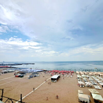 Poze exterior si cu marea se pot pune si pe prima pag sa atraga (3)