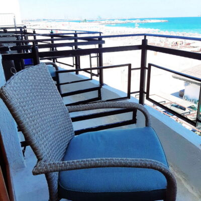 Poze exterior si cu marea se pot pune si pe prima pag sa atraga (6)