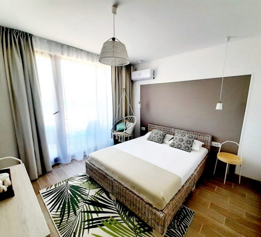 Camera Dubla Superioara spre lac (10)